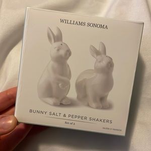 William Sonoma Bunny Salt & Pepper shakers
